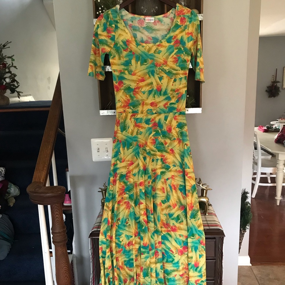 Lularoe unicorn vintage feather Ana